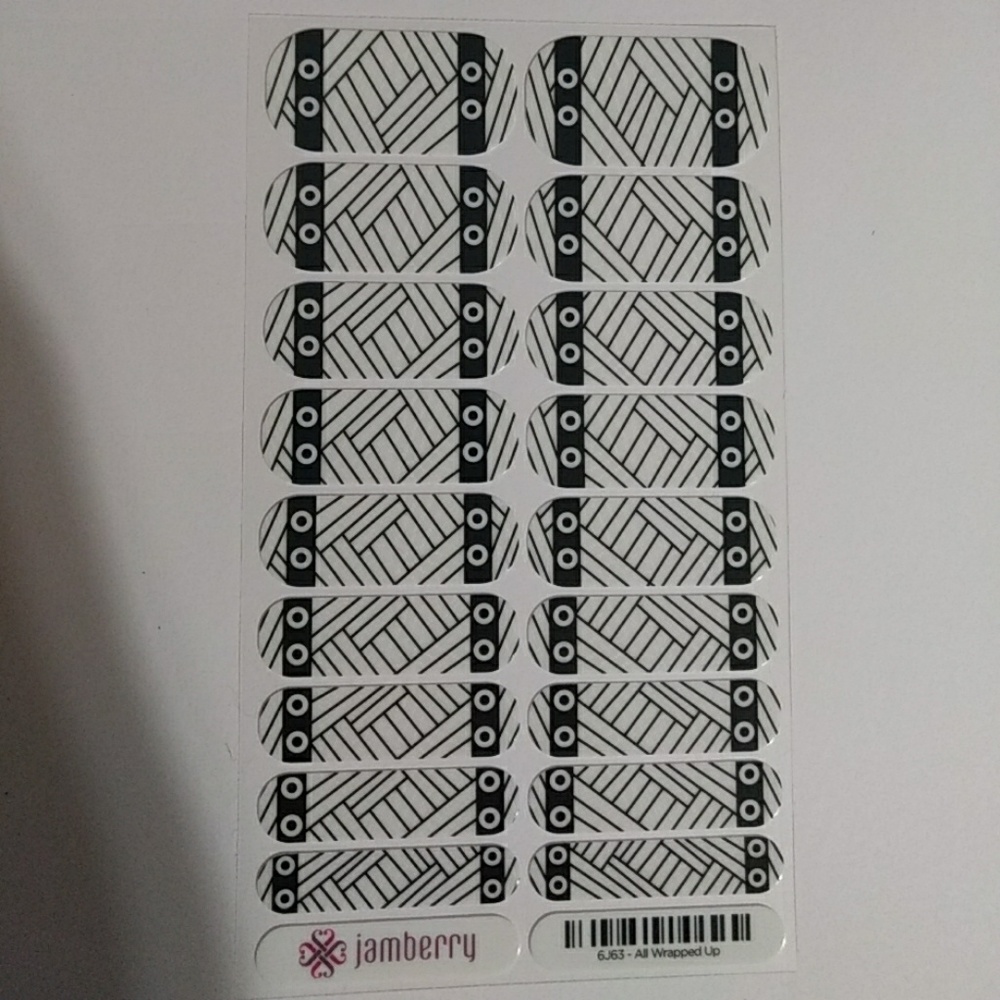 Jamberry All Wrapped Up Halloween nail wraps